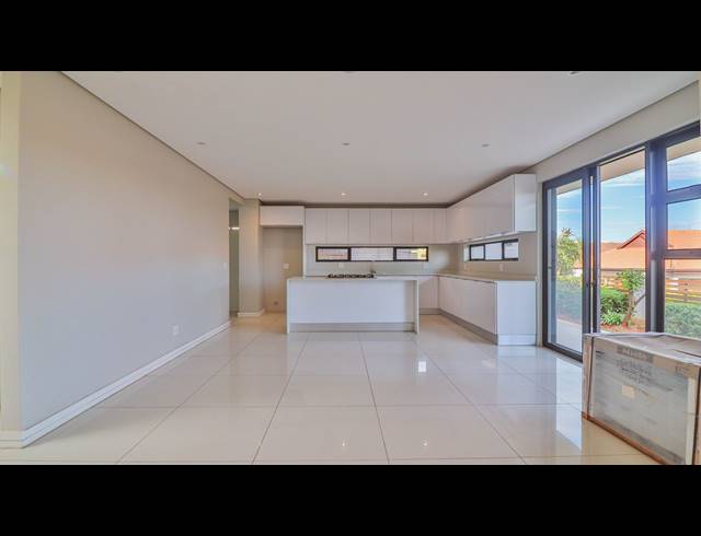 5 BEDROOM HOUSE FOR SALE IN IZINGA